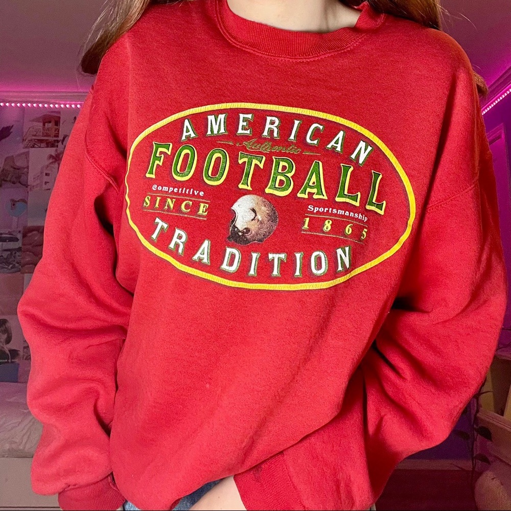 Vintage 90s Graphic Red Sweatshirt